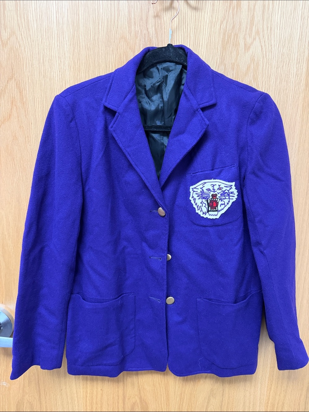 Vintage 80s Academia ArtCraft Purple 100% Wool Blazer Jacket with Tiger Patch